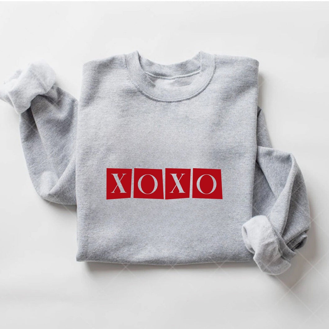 XOXO SWEATSHIRT