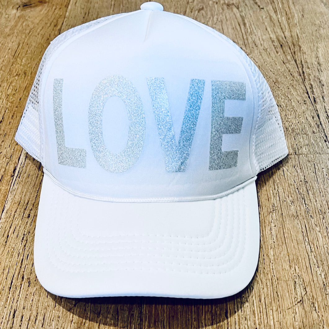 LOVE - Trucker Hat